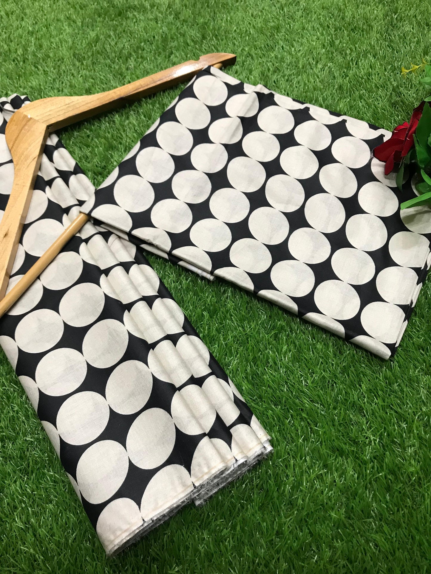 Lawn 2pc printed Allover 2025